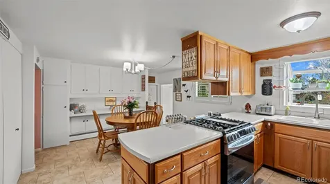 17 Clover Circle Colorado Springs CO 80906