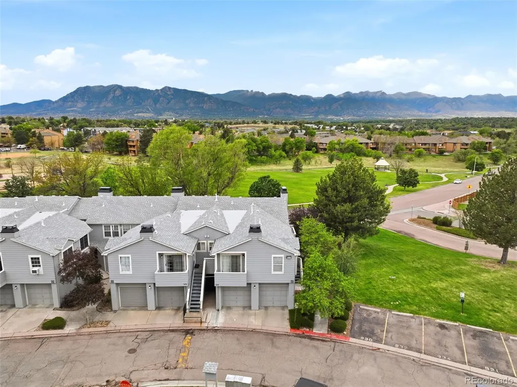 932 Tampico Court Colorado Springs CO 80910