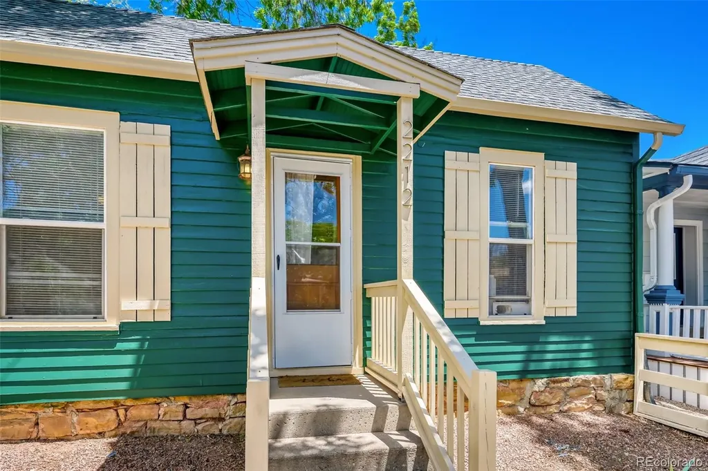 2212 W Bijou Street Colorado Springs CO 80904