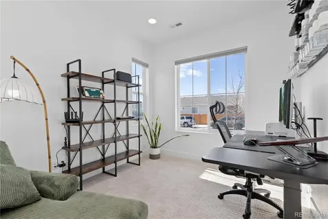 664 N Yantley Street Aurora CO 80018