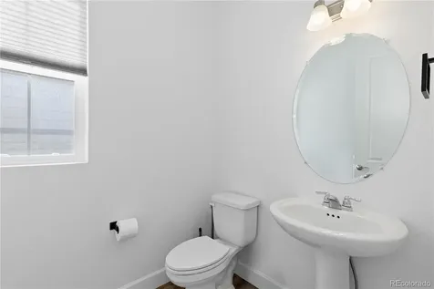 664 N Yantley Street Aurora CO 80018