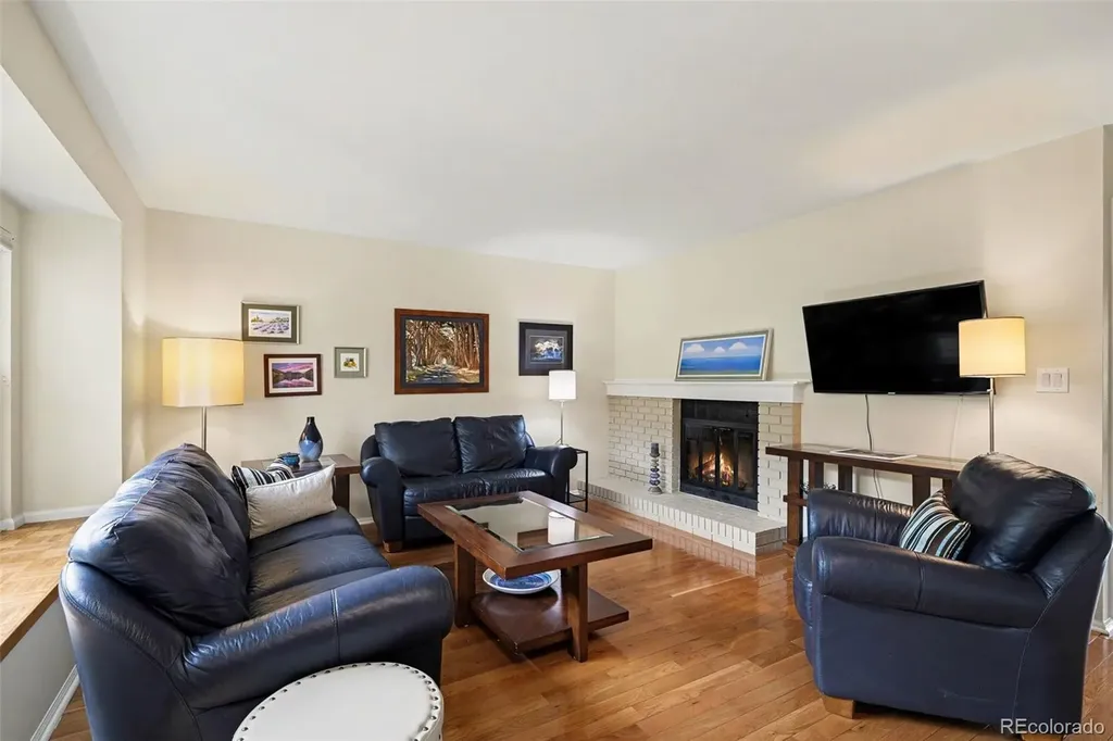 7188 E Bentley Circle Centennial CO 80112