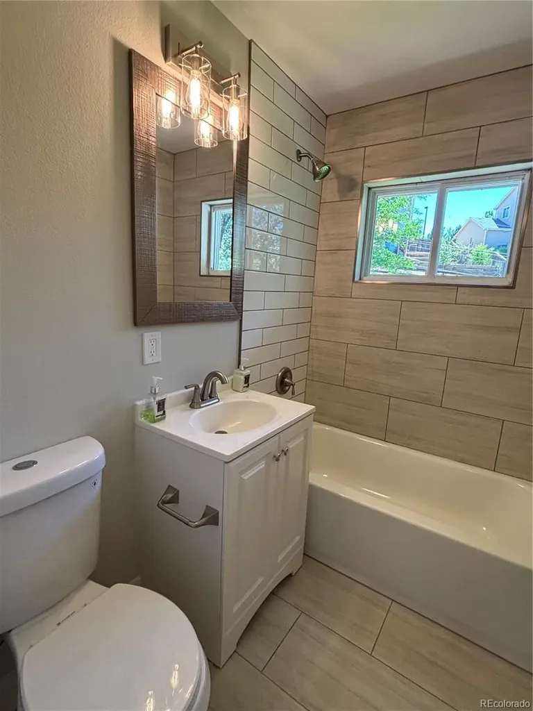 3412 S Patton Way Denver CO 80236