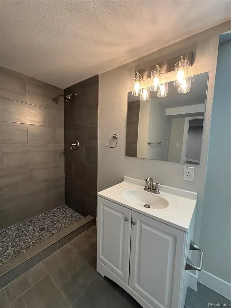 3412 S Patton Way Denver CO 80236