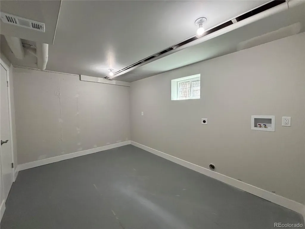3412 S Patton Way Denver CO 80236