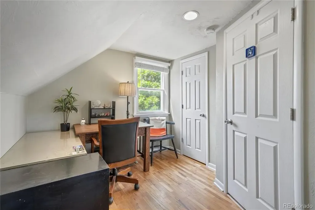 1850 S Raritan Street Denver CO 80223