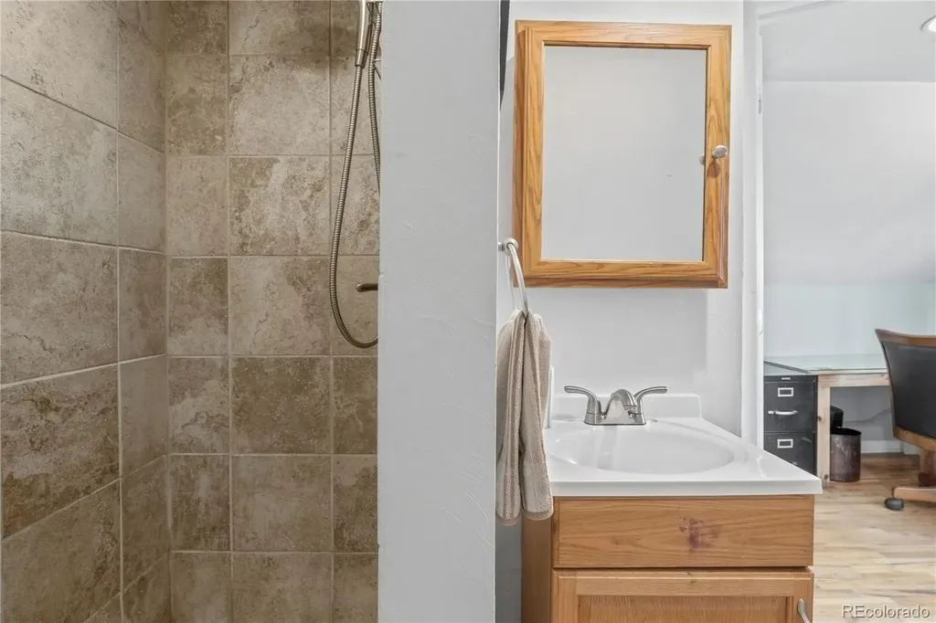 1850 S Raritan Street Denver CO 80223