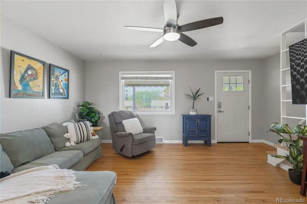 1850 S Raritan Street Denver CO 80223