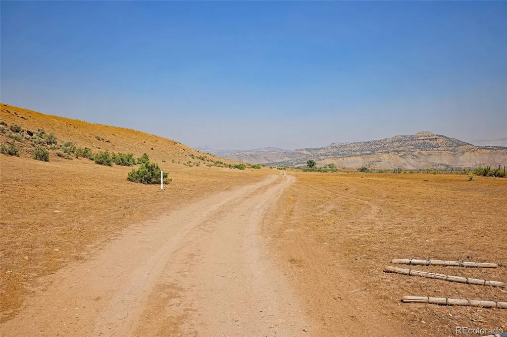 000 44 Road De Beque CO 81630