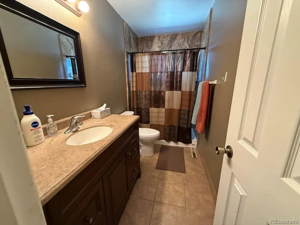 2932 Azalea Street Pueblo CO 81005