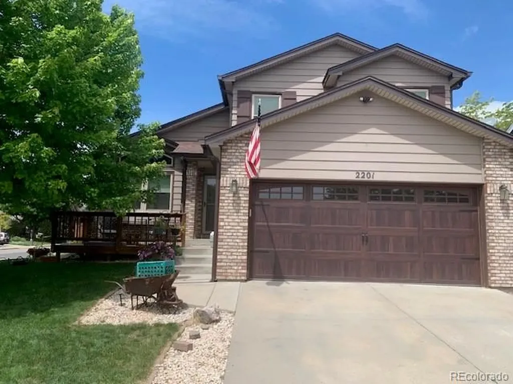 2201 Stuart Street Longmont CO 80501