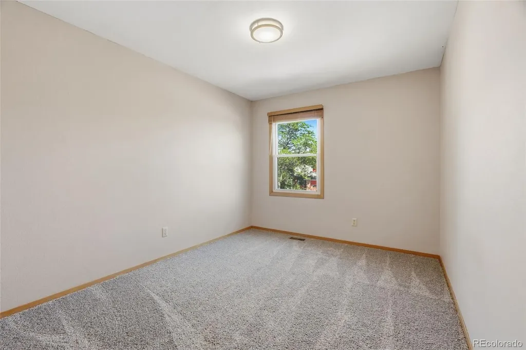 2201 Stuart Street Longmont CO 80501