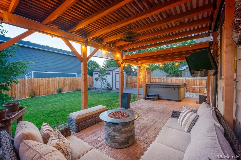 2201 Stuart Street Longmont CO 80501