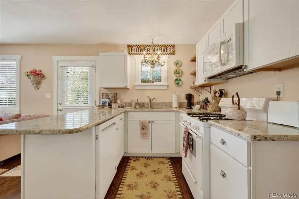 102 Holly Street Colorado Springs CO 80904