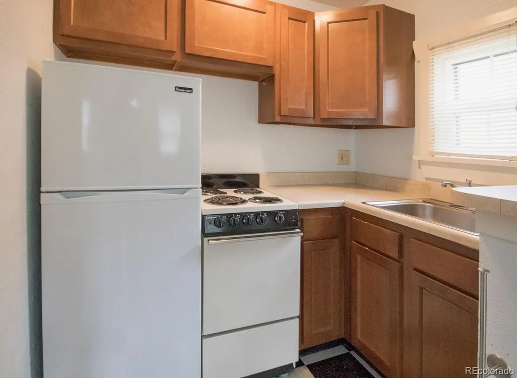 102 Holly Street Colorado Springs CO 80904