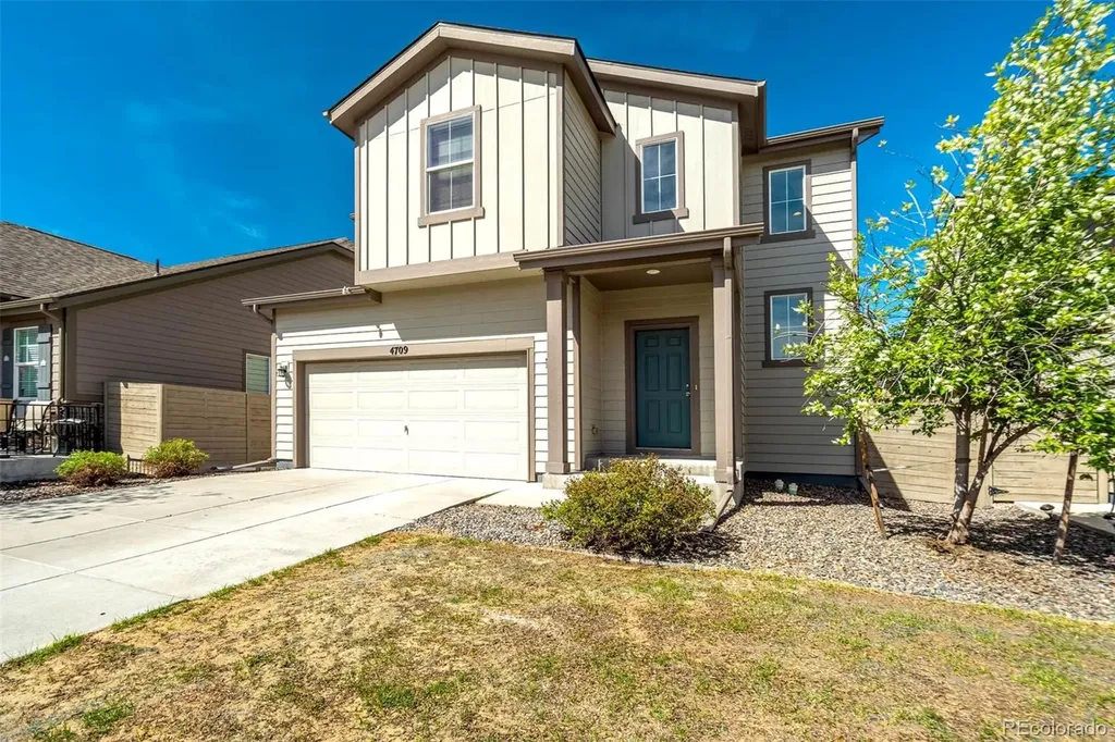 4709 Helena Street Denver CO 80239