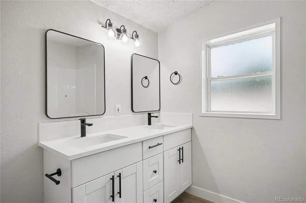 1108 Glen Dale Court Dacono CO 80514