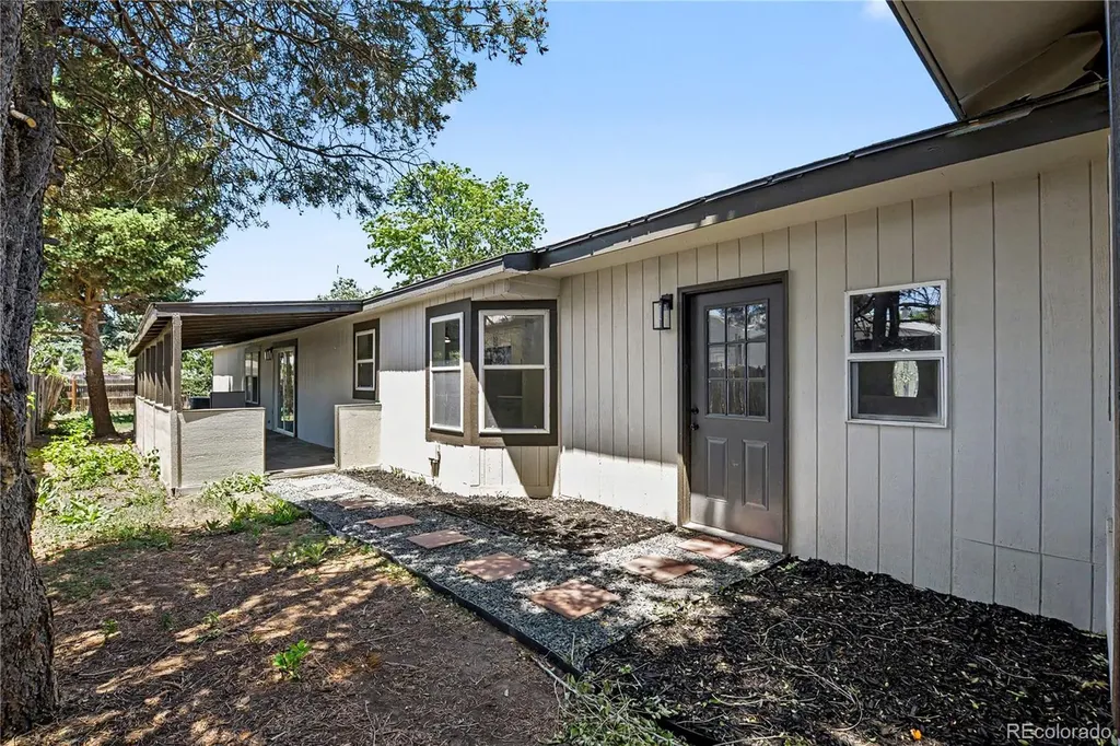 1108 Glen Dale Court Dacono CO 80514