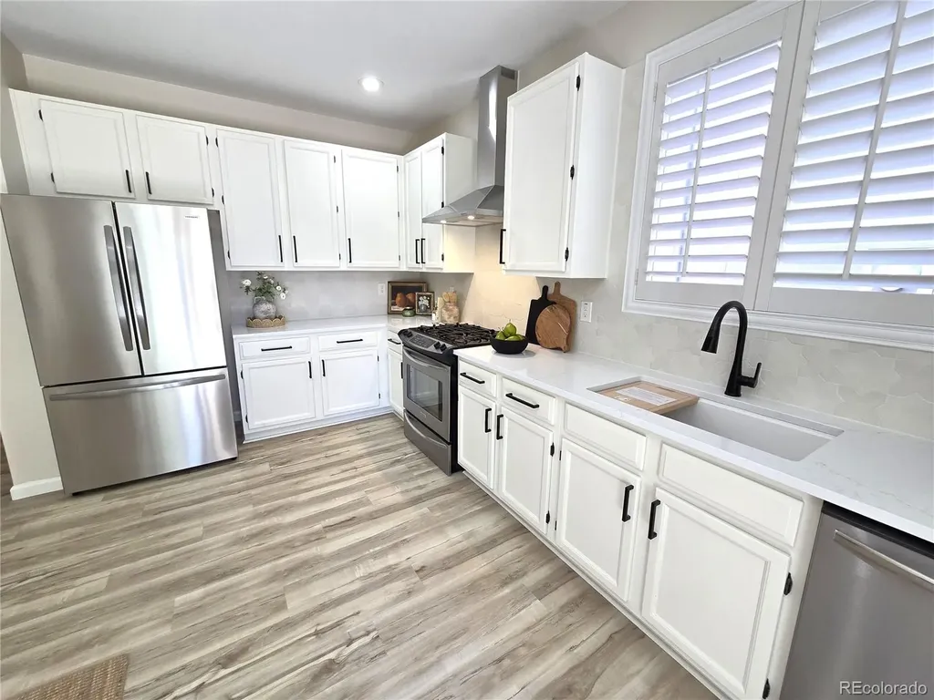 10078 Apollo Bay Way Littleton CO 80130