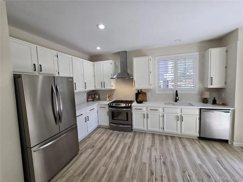 10078 Apollo Bay Way Littleton CO 80130