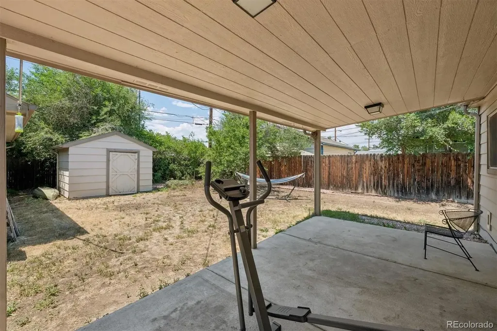 5275 Ingalls Street Arvada CO 80002