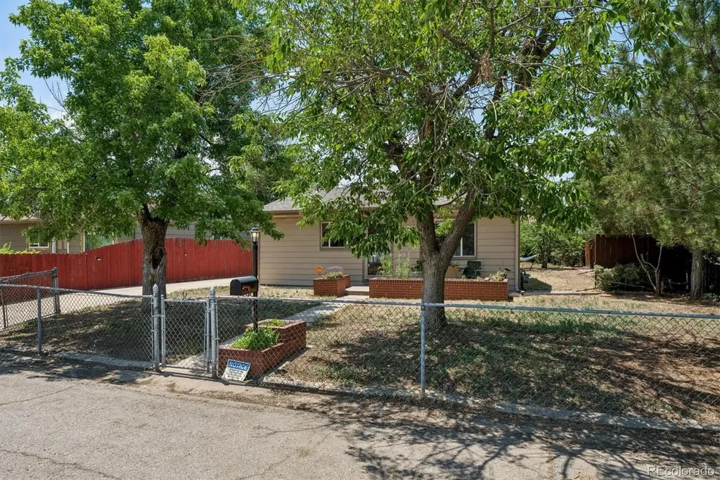 5275 Ingalls Street Arvada CO 80002