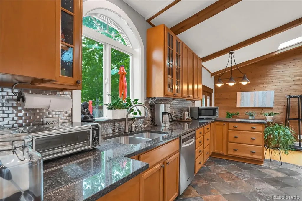 2226 Newton Street Denver CO 80211