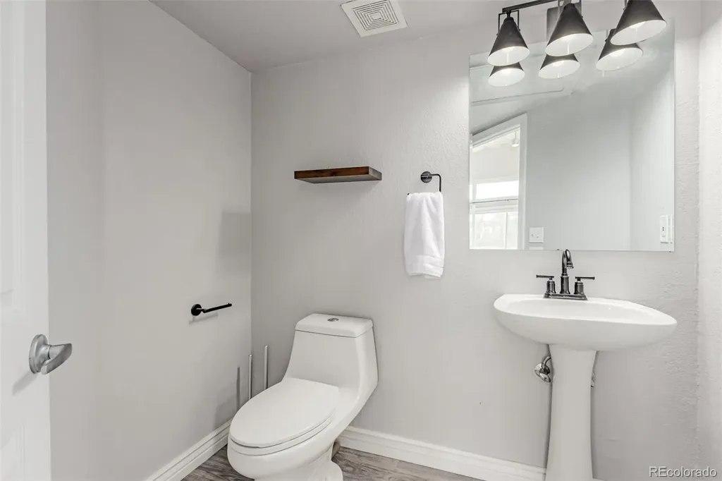 9454 Wolfe Place Highlands Ranch CO 80129