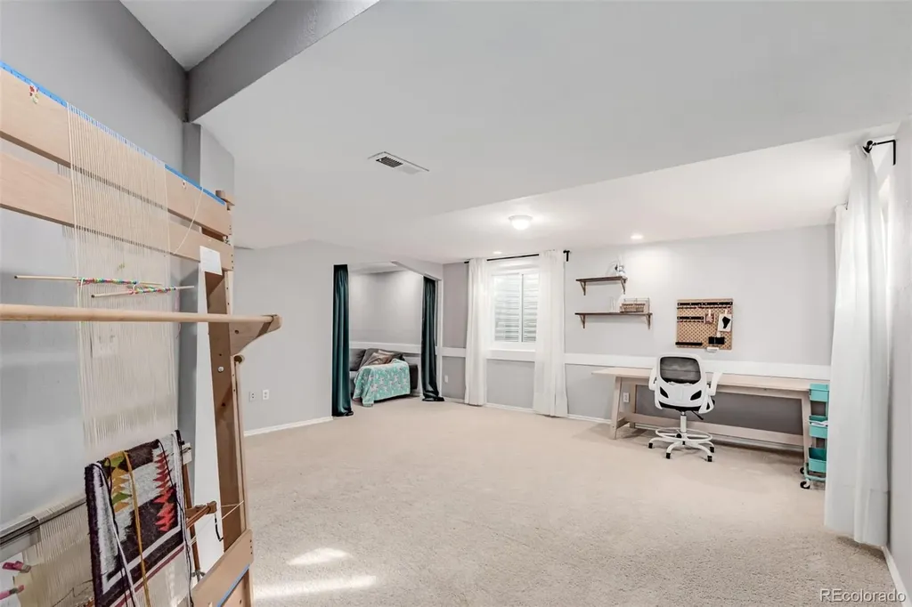 9454 Wolfe Place Highlands Ranch CO 80129