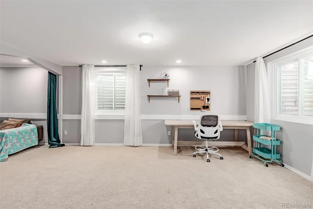 9454 Wolfe Place Highlands Ranch CO 80129