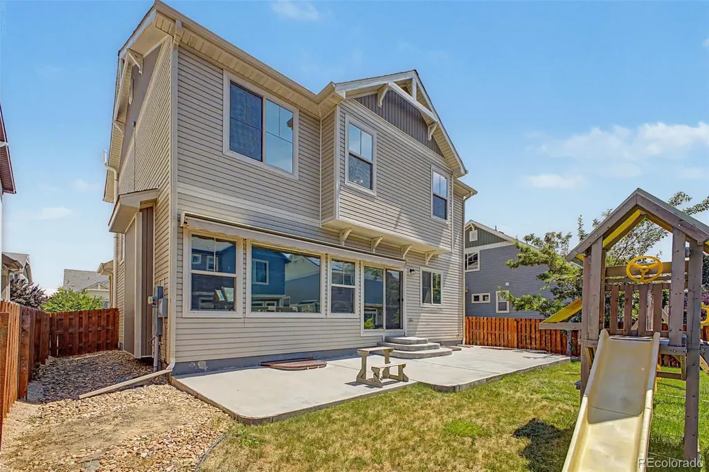 10537 Racine Way Commerce City CO 80022