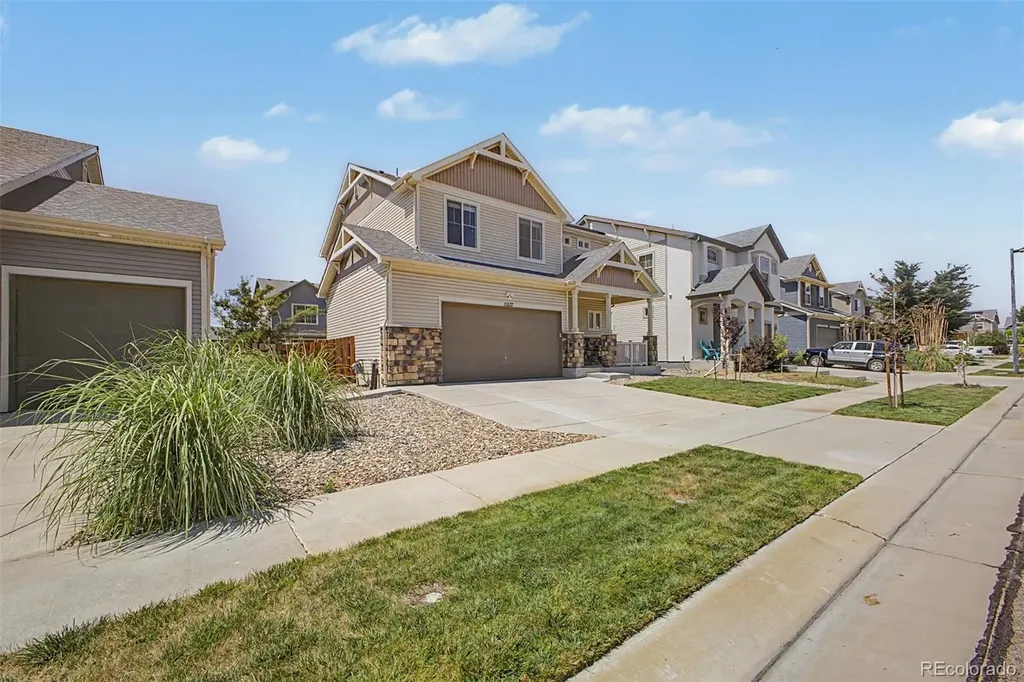10537 Racine Way Commerce City CO 80022