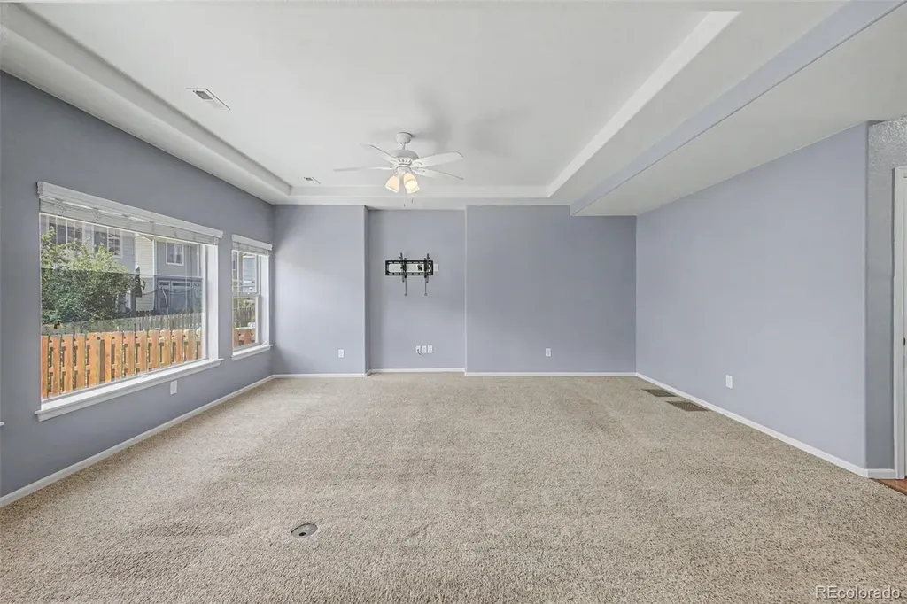 10537 Racine Way Commerce City CO 80022