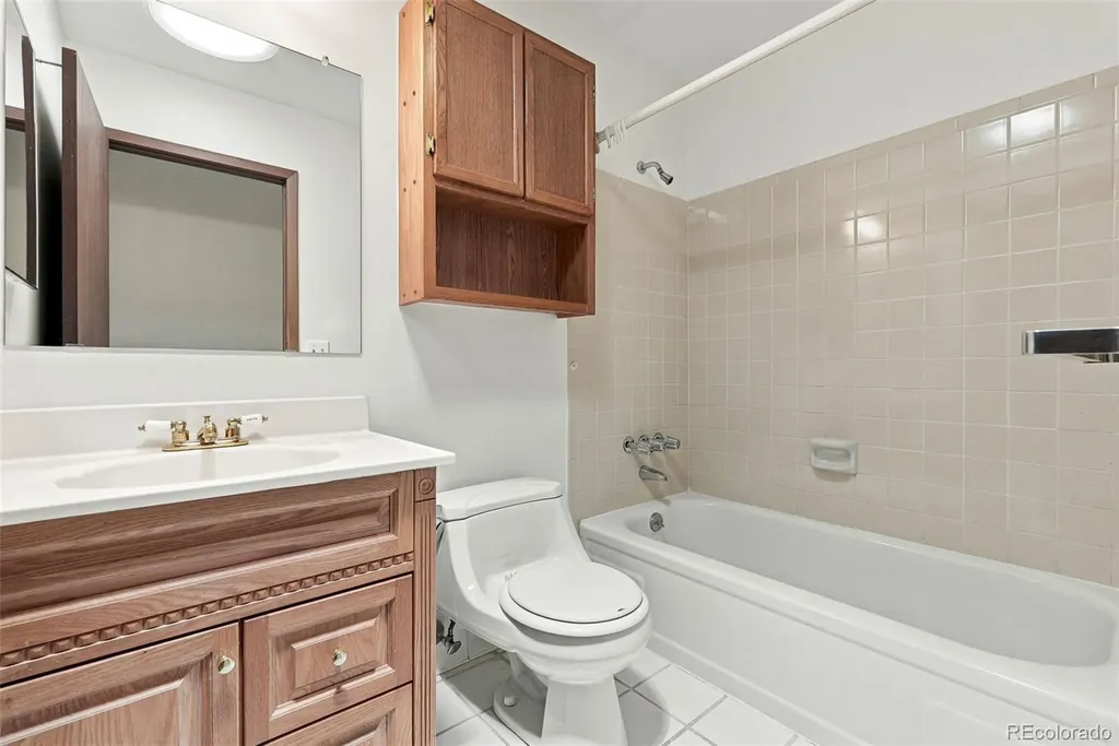3844 S Richfield Street Aurora CO 80013