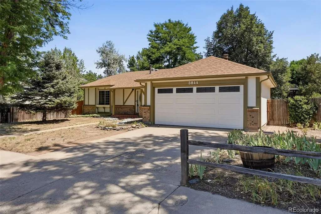 3844 S Richfield Street Aurora CO 80013