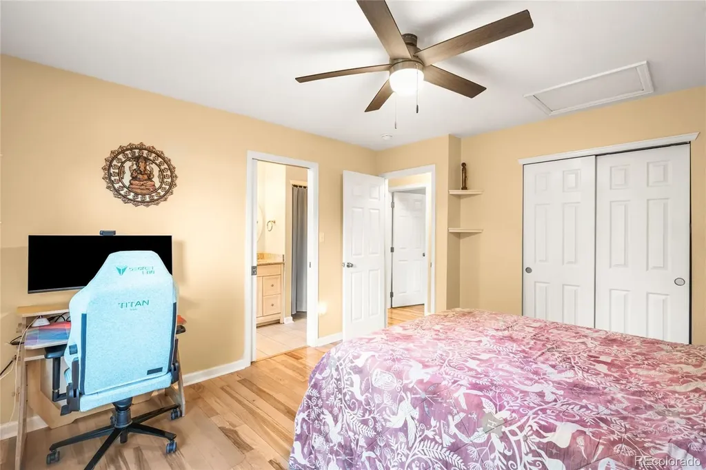 3250 S Holland Way Lakewood CO 80227