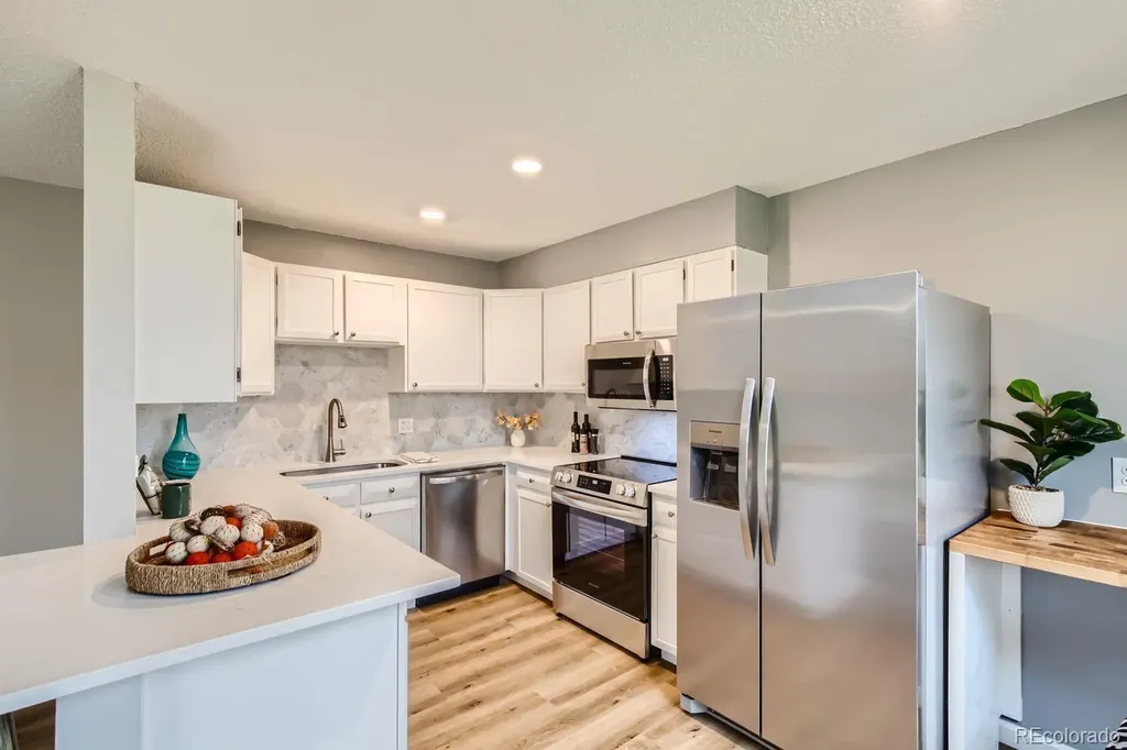 2130 S Vaughn Way Aurora CO 80014