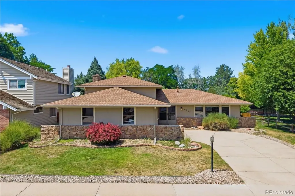 6689 E Heritage Pl N Englewood CO 80111