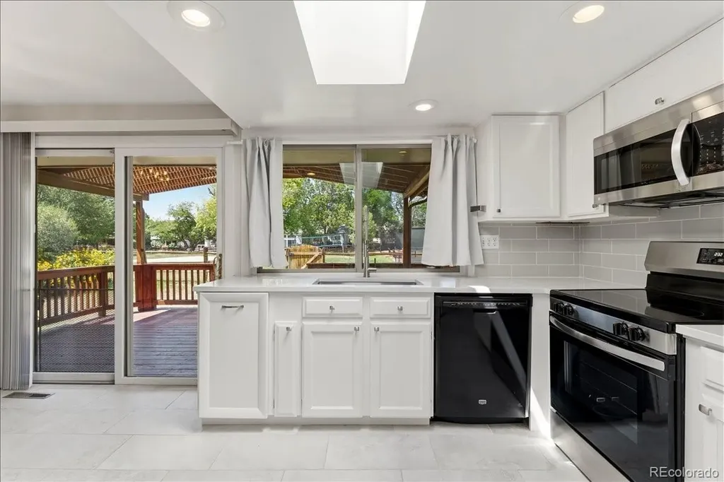 6689 E Heritage Pl N Englewood CO 80111