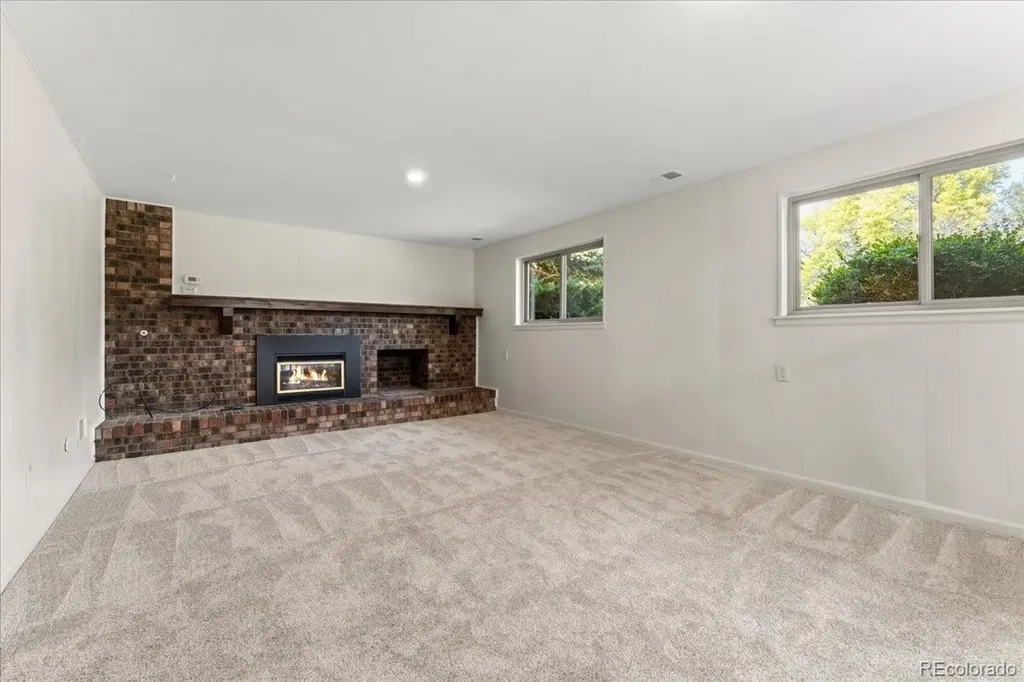 6689 E Heritage Pl N Englewood CO 80111