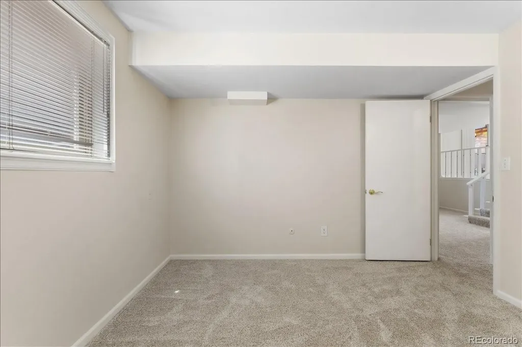 6689 E Heritage Pl N Englewood CO 80111