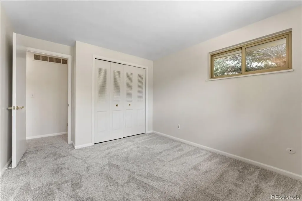 6689 E Heritage Pl N Englewood CO 80111
