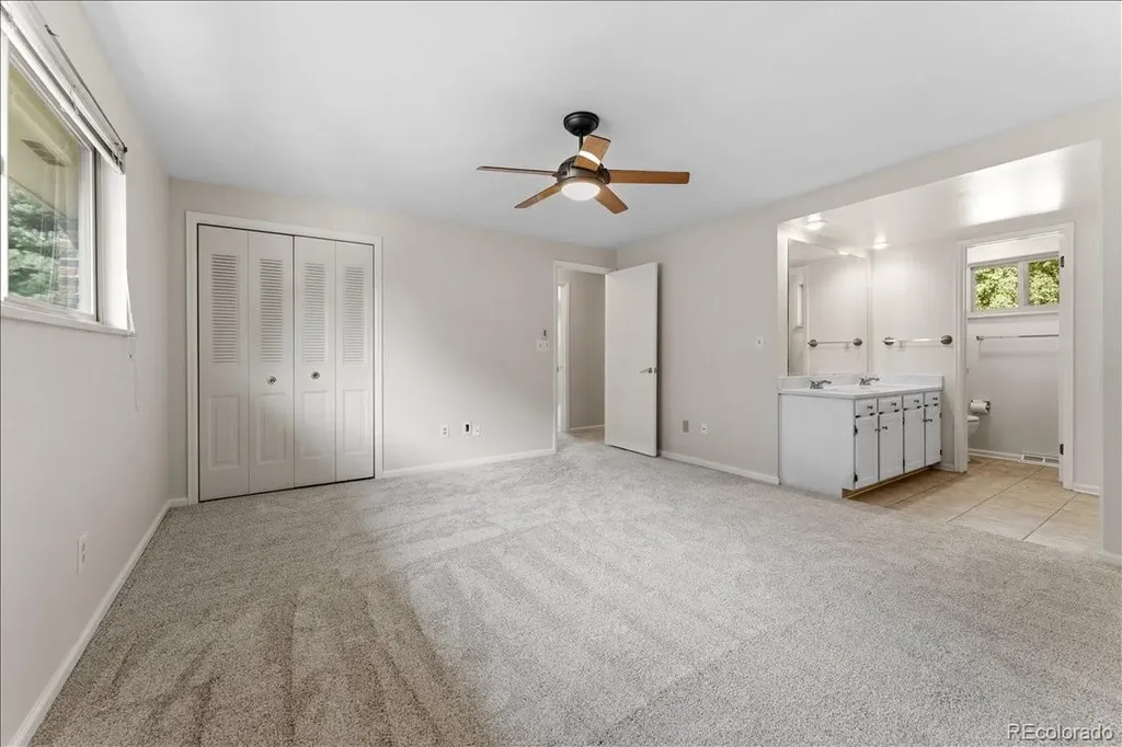 6689 E Heritage Pl N Englewood CO 80111