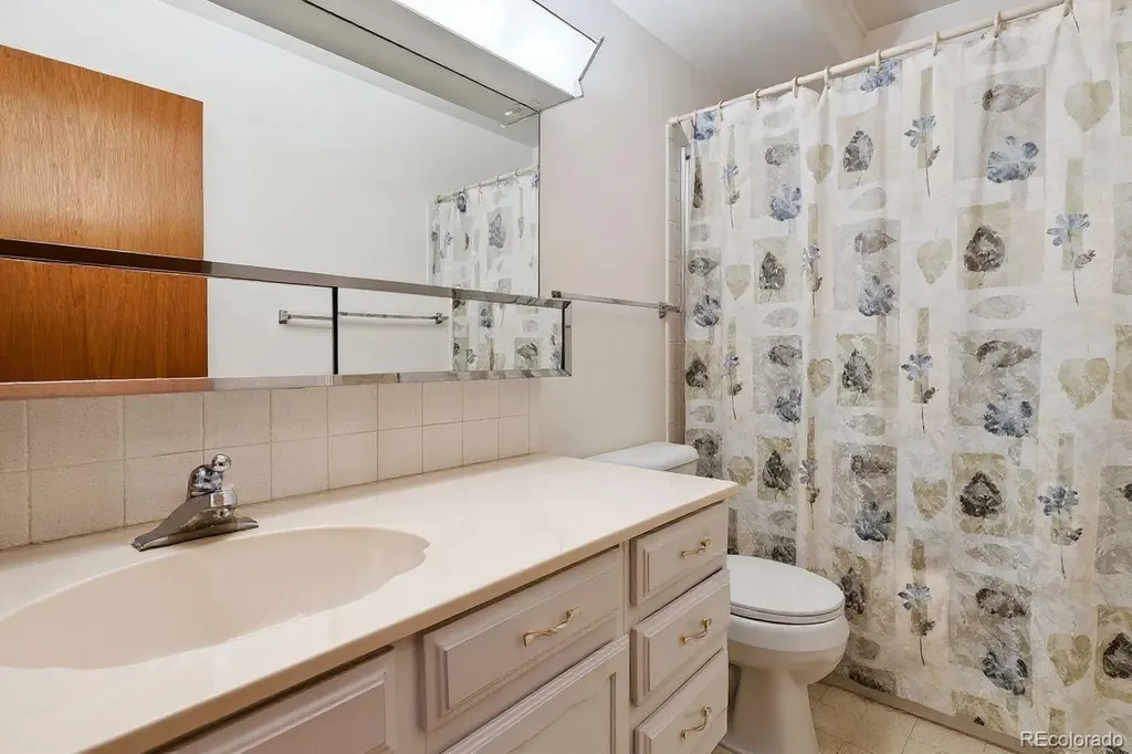 680 S Alton Way Denver CO 80247