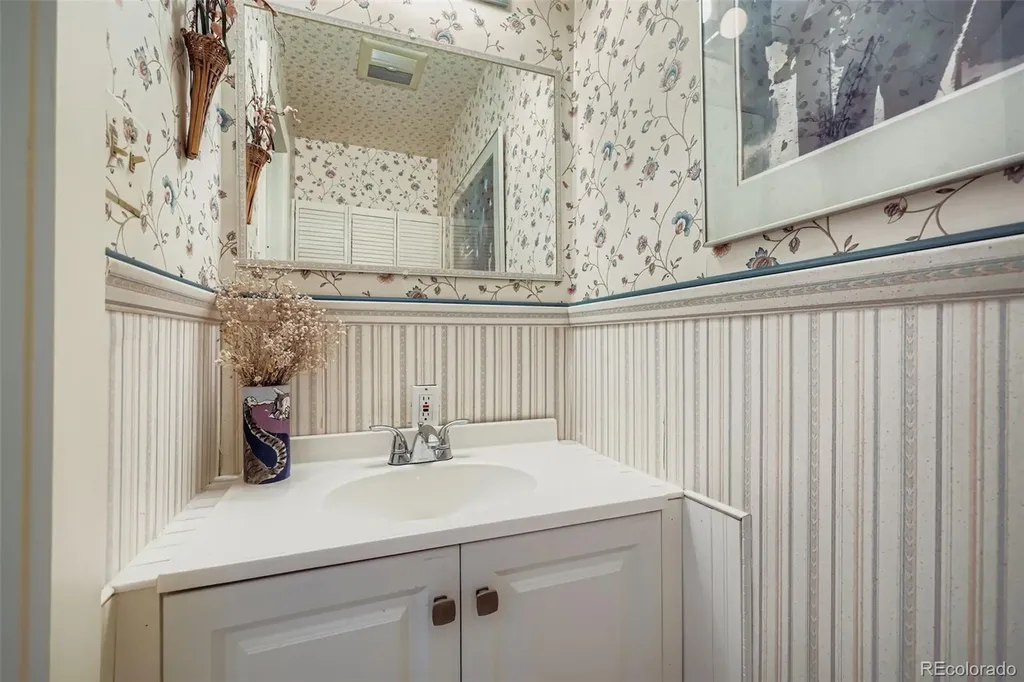 819 Valley View Drive Georgetown CO 80444