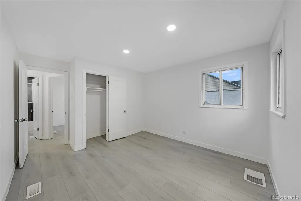 2921 Jasmine Street Denver CO 80207