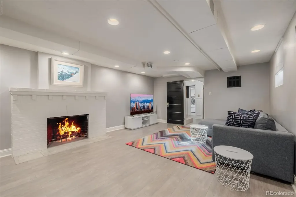 353 Bellaire Street Denver CO 80220