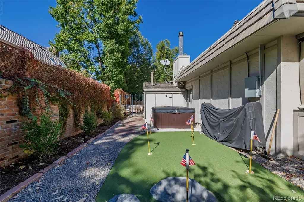 353 Bellaire Street Denver CO 80220