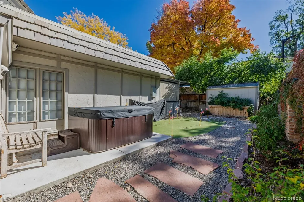 353 Bellaire Street Denver CO 80220