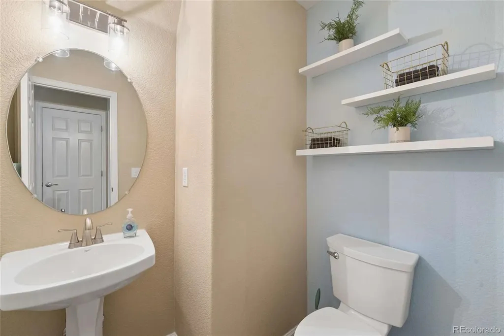 13829 Legend Trail Broomfield CO 80023